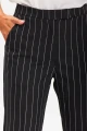 Eleganckie spodnie cygaretki w bialy prazek 5.webp