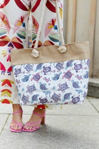 Plażowa shopperka damska we wzór z żółwiami