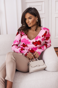 Bluzka z długim rękawem- różowe i czerwone kwiaty