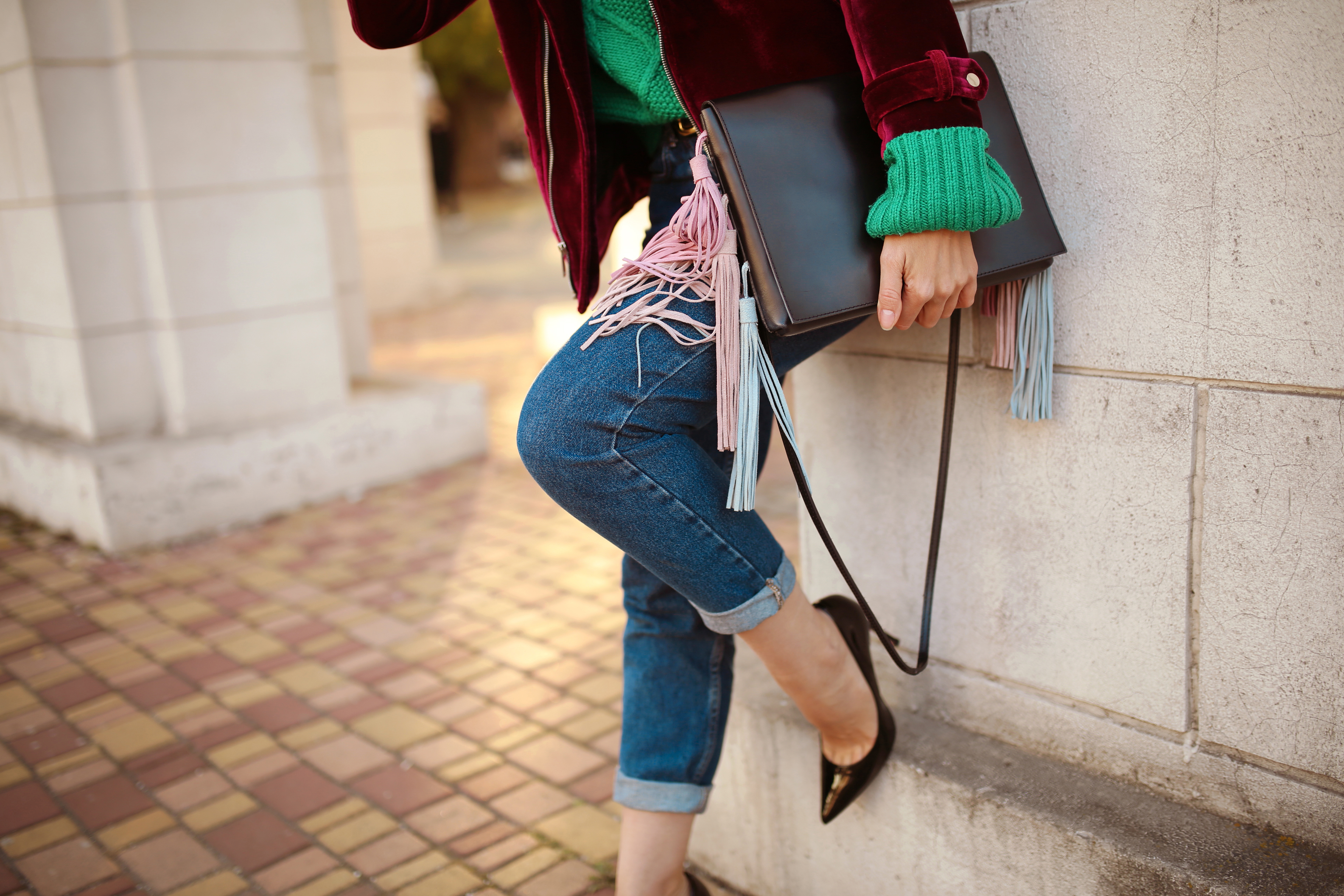 Spodnie damskie na co dzień - jakie kolory są najbardziej uniwersalne?