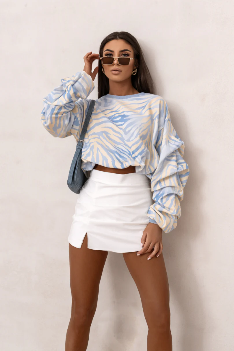Bawełniane bluzy damskie – czy nadają się na każdą porę roku?
