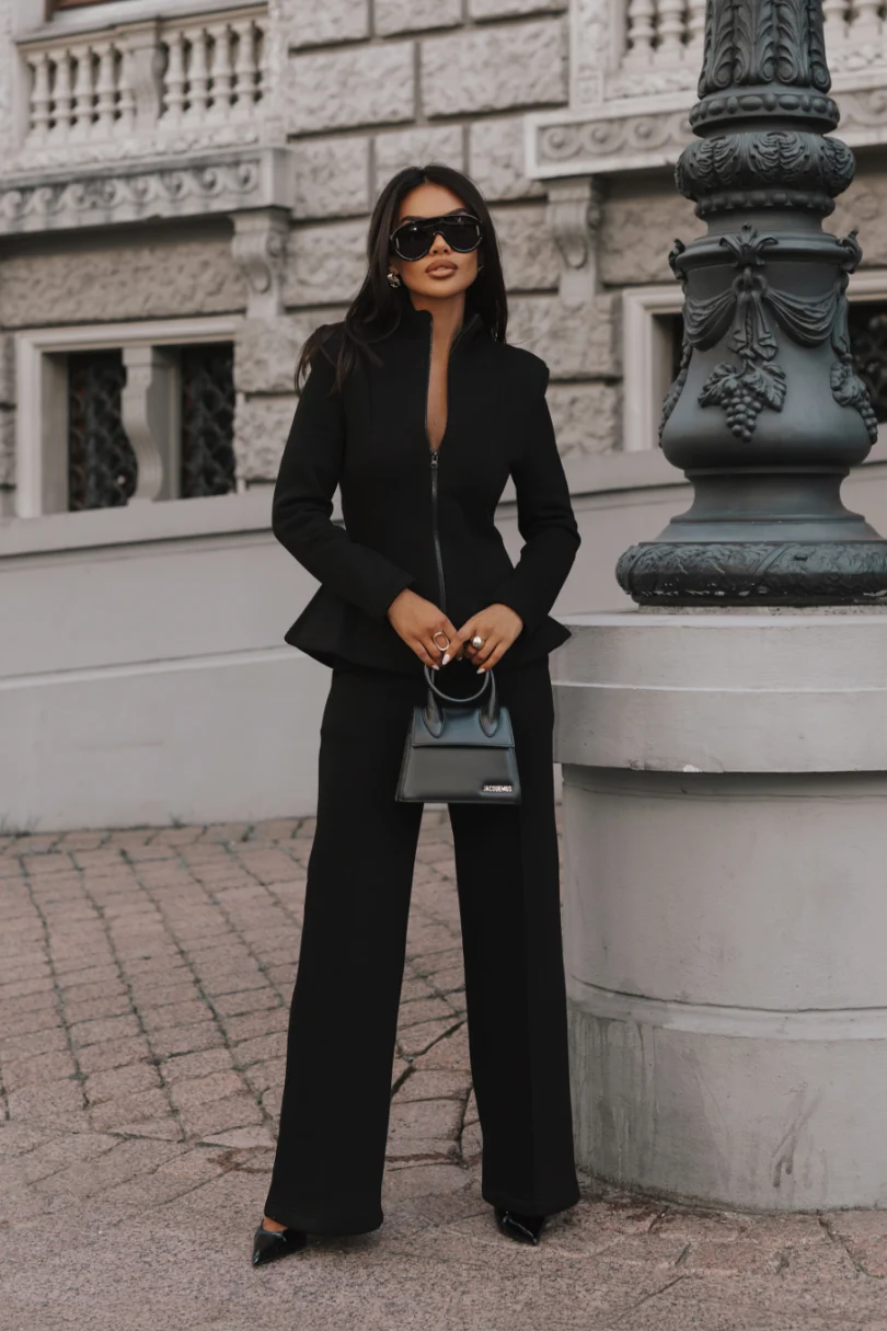 Komplety damskie - połączenie elegancji i wygody